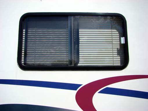 Allegro_außen_Heckfenster