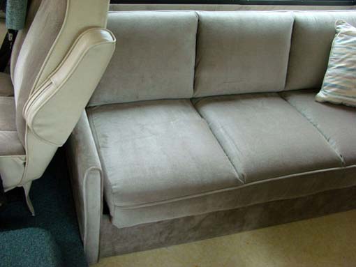 Allegro_innen_Couch