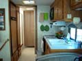 Allegro_innen_Kühlschrank_Kleiderschrank_Dusche_Schlafzimmer_Verschlossen_Herd_Spüle